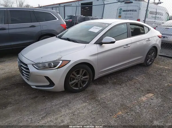 5NPD84LF9HH174388 2017 HYUNDAI ELANTRA - Image 2