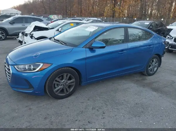 5NPD84LF9HH174942 2017 HYUNDAI ELANTRA - Image 2
