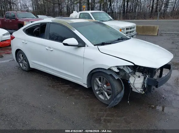 5NPD84LF9HH176951 2017 HYUNDAI ELANTRA - Image 1