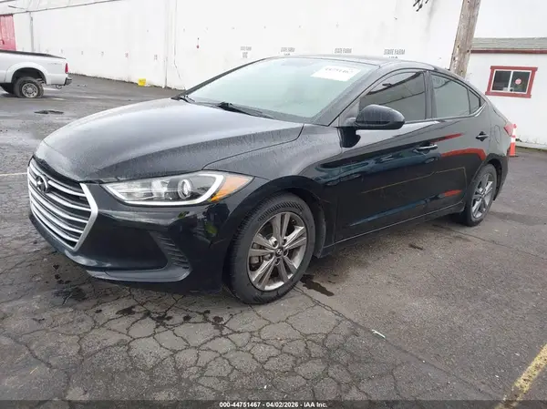 5NPD84LF9HH178733 2017 HYUNDAI ELANTRA - Image 2