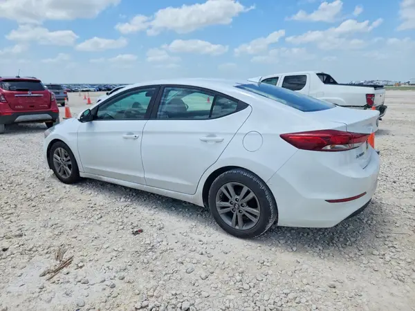 5NPD84LF9HH181518 2017 HYUNDAI ELANTRA - Image 2