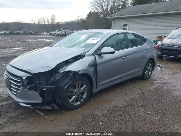 5NPD84LF9HH181924 2017 HYUNDAI ELANTRA - Image 2