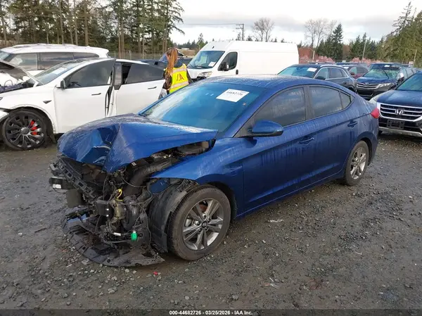 5NPD84LF9HH182099 2017 HYUNDAI ELANTRA - Image 2