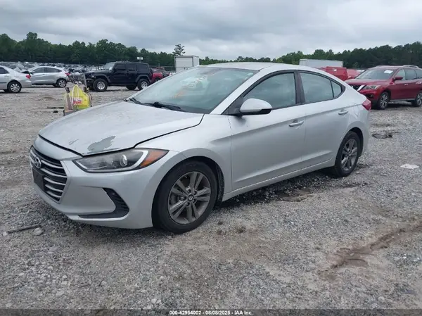 5NPD84LF9HH183267 2017 HYUNDAI ELANTRA - Image 2