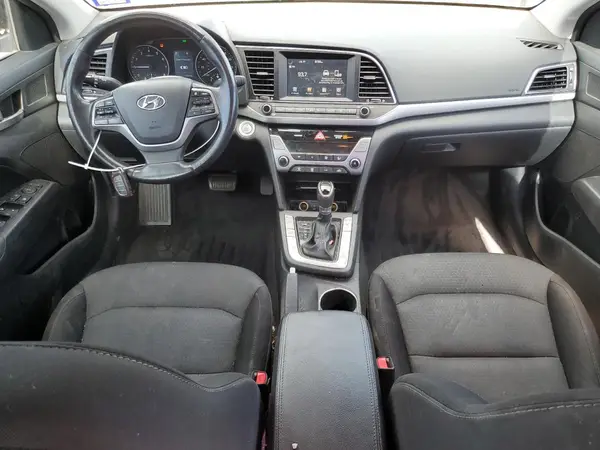 5NPD84LF9HH186024 2017 HYUNDAI ELANTRA - Image 8