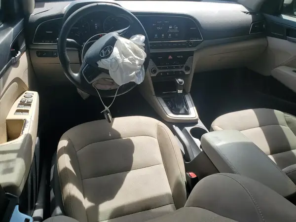 5NPD84LF9HH187951 2017 HYUNDAI ELANTRA - Image 8