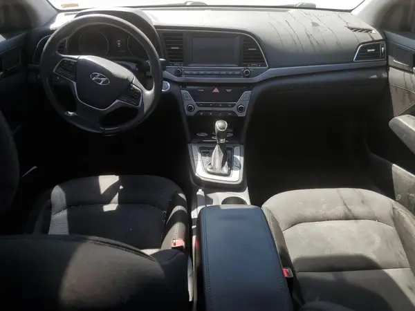 5NPD84LF9HH187996 2017 HYUNDAI ELANTRA - Image 8