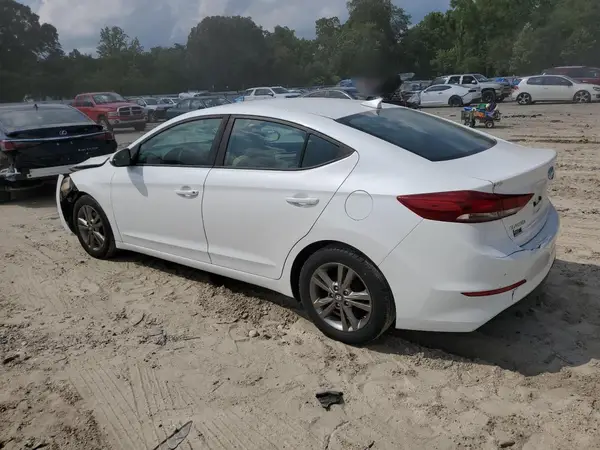 5NPD84LF9HH192051 2017 HYUNDAI ELANTRA - Image 2