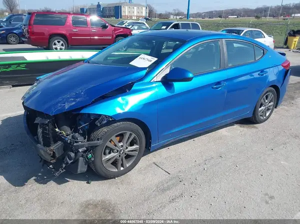 5NPD84LF9HH195872 2017 HYUNDAI ELANTRA - Image 2