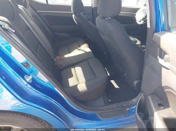 5NPD84LF9HH195872 2017 HYUNDAI ELANTRA - Image 8