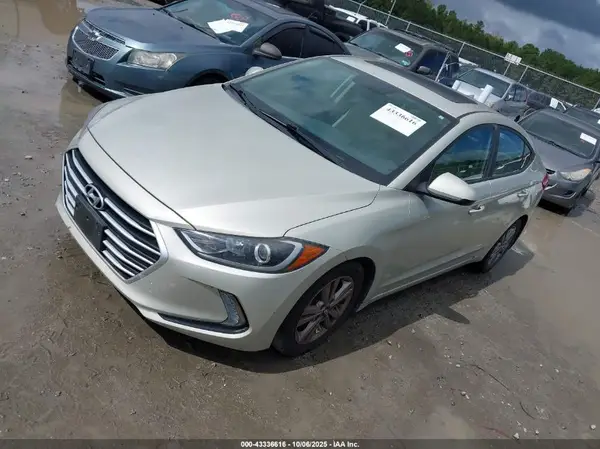 5NPD84LF9HH202870 2017 HYUNDAI ELANTRA - Image 2
