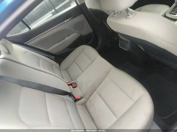 5NPD84LF9HH203680 2017 HYUNDAI ELANTRA - Image 8
