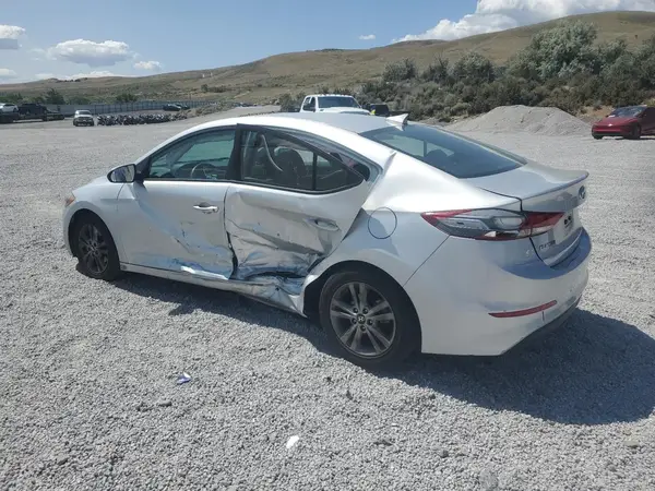 5NPD84LF9JH213096 2018 HYUNDAI ELANTRA - Image 2