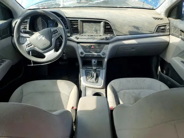 5NPD84LF9JH214569 2018 HYUNDAI ELANTRA - Image 8