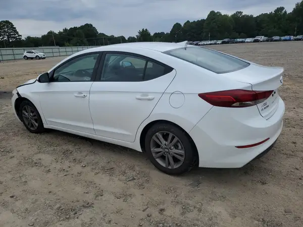 5NPD84LF9JH217827 2018 HYUNDAI ELANTRA - Image 2