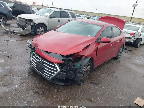 5NPD84LF9JH218766 2018 HYUNDAI ELANTRA - Image 2