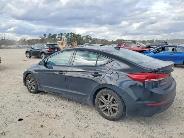 5NPD84LF9JH223403 2018 HYUNDAI ELANTRA - Image 2