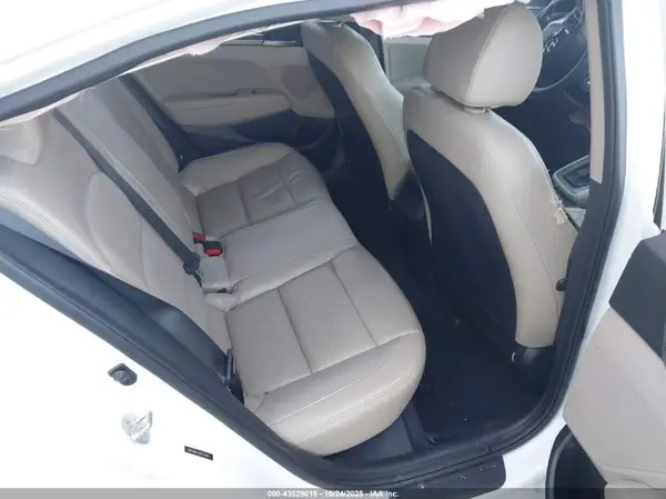 5NPD84LF9JH224485 2018 HYUNDAI ELANTRA - Image 8