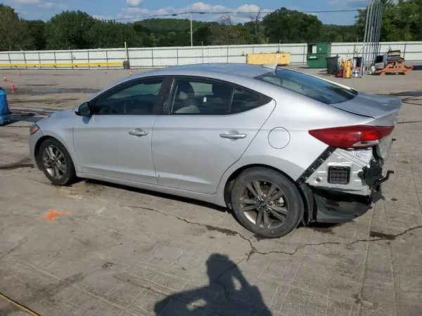 5NPD84LF9JH227242 2018 HYUNDAI ELANTRA - Image 2