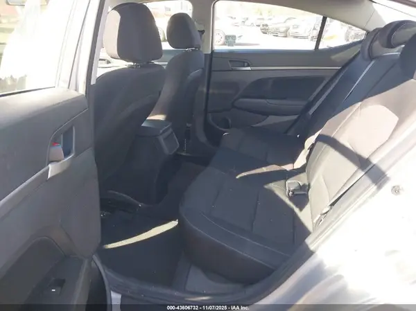 5NPD84LF9JH228147 2018 HYUNDAI ELANTRA - Image 8