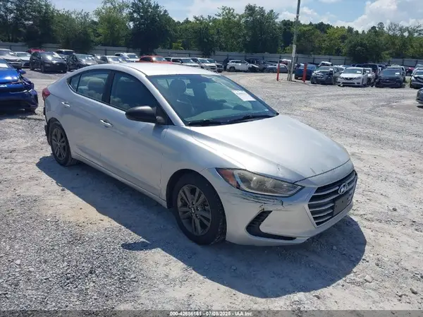 5NPD84LF9JH228973 2018 HYUNDAI ELANTRA - Image 1