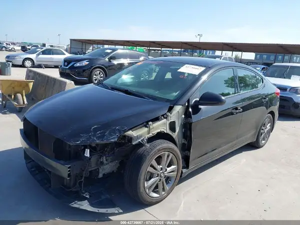 5NPD84LF9JH229282 2018 HYUNDAI ELANTRA - Image 2