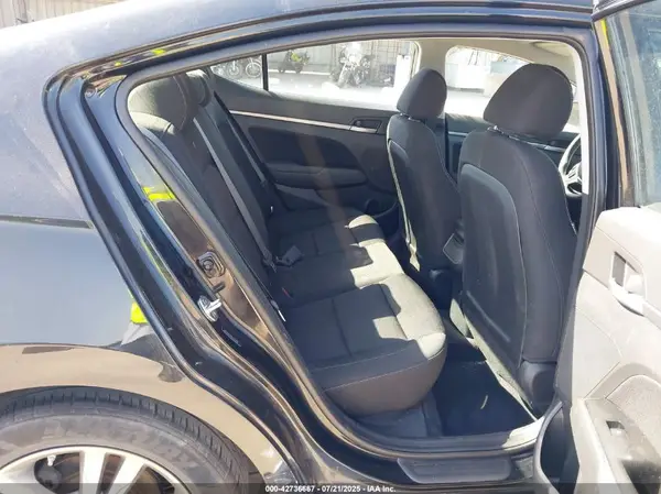 5NPD84LF9JH229282 2018 HYUNDAI ELANTRA - Image 8