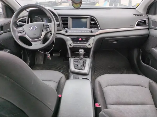 5NPD84LF9JH231503 2018 HYUNDAI ELANTRA - Image 8
