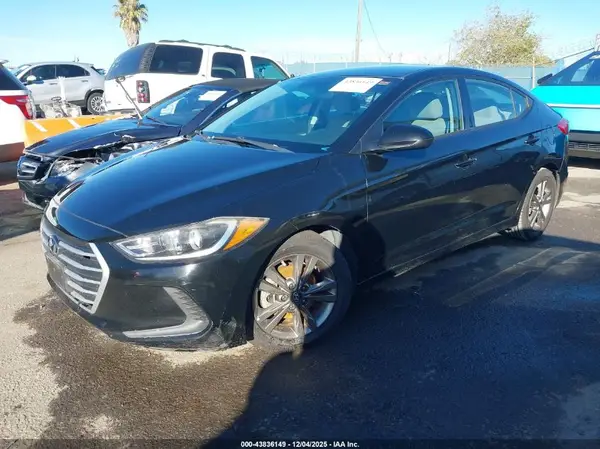 5NPD84LF9JH231808 2018 HYUNDAI ELANTRA - Image 2