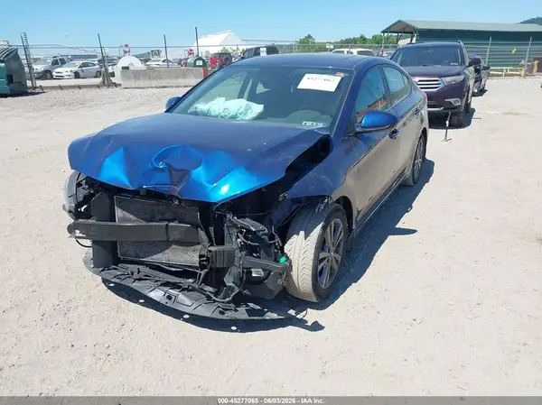 5NPD84LF9JH232666 2018 HYUNDAI ELANTRA - Image 2
