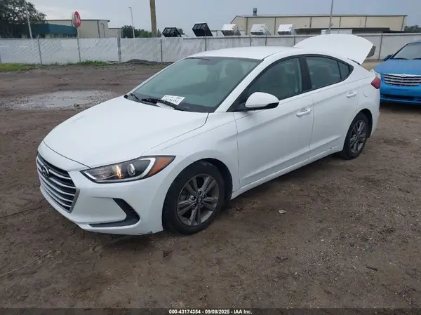 5NPD84LF9JH234613 2018 HYUNDAI ELANTRA - Image 2