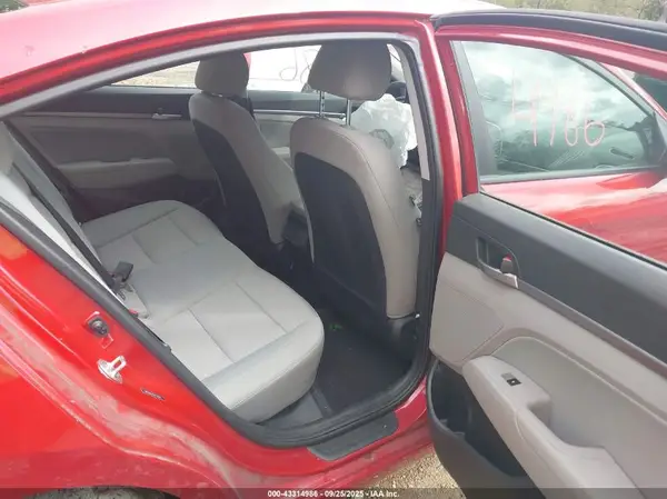5NPD84LF9JH234661 2018 HYUNDAI ELANTRA - Image 8