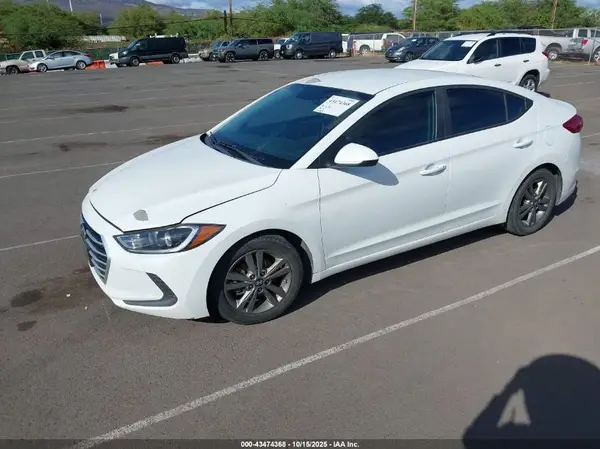 5NPD84LF9JH238774 2018 HYUNDAI ELANTRA - Image 2