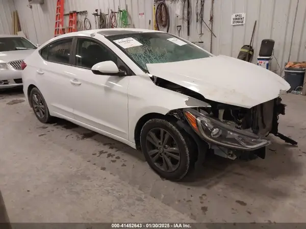 5NPD84LF9JH239519 2018 HYUNDAI ELANTRA - Image 1