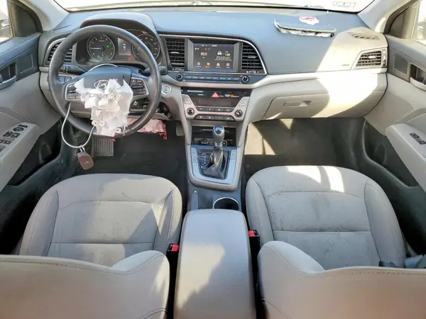 5NPD84LF9JH240461 2018 HYUNDAI ELANTRA - Image 8