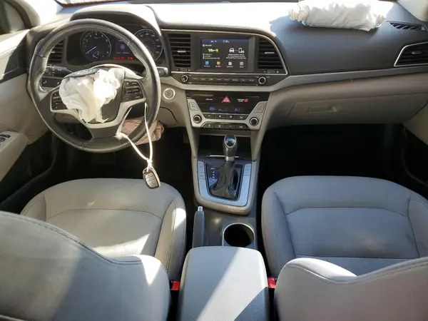 5NPD84LF9JH241593 2018 HYUNDAI ELANTRA - Image 8