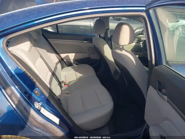 5NPD84LF9JH241772 2018 HYUNDAI ELANTRA - Image 8