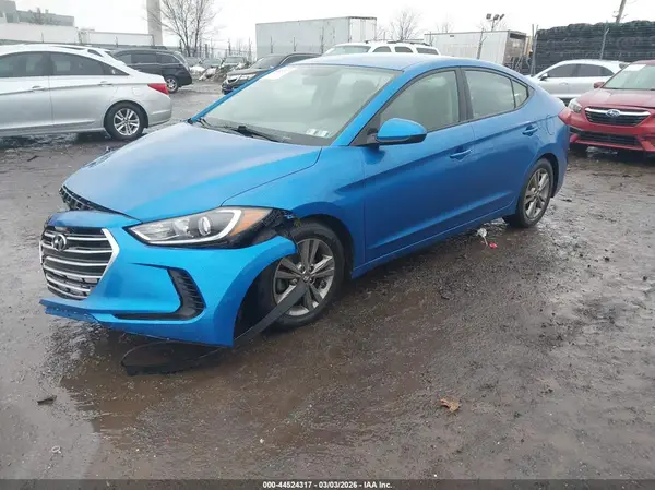 5NPD84LF9JH242517 2018 HYUNDAI ELANTRA - Image 2