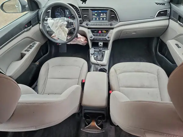 5NPD84LF9JH244039 2018 HYUNDAI ELANTRA - Image 8