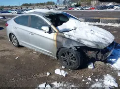 5NPD84LF9JH245515 2018 HYUNDAI ELANTRA