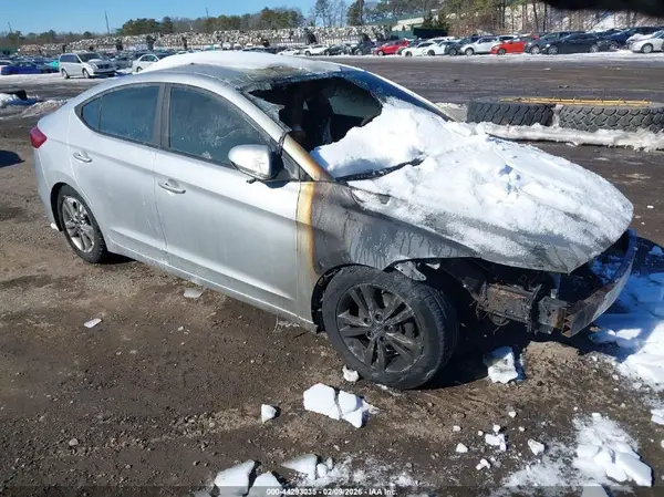 5NPD84LF9JH245515 2018 HYUNDAI ELANTRA - Image 1