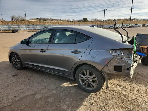 5NPD84LF9JH246857 2018 HYUNDAI ELANTRA - Image 2