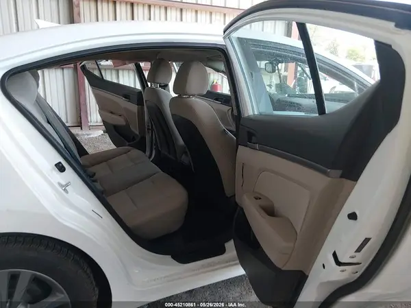5NPD84LF9JH249774 2018 HYUNDAI ELANTRA - Image 8