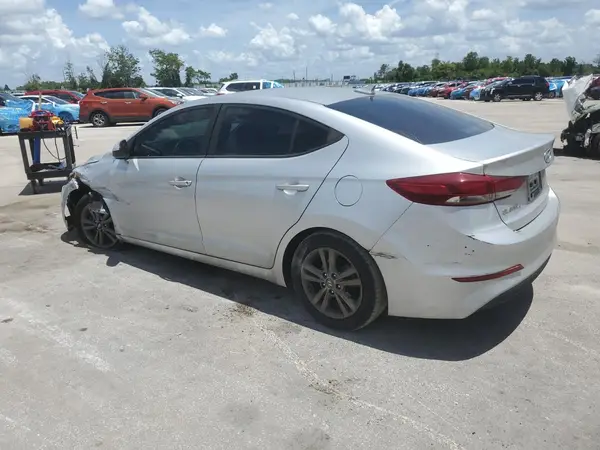 5NPD84LF9JH253095 2018 HYUNDAI ELANTRA - Image 2