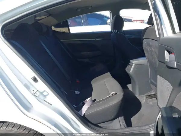 5NPD84LF9JH254215 2018 HYUNDAI ELANTRA - Image 8