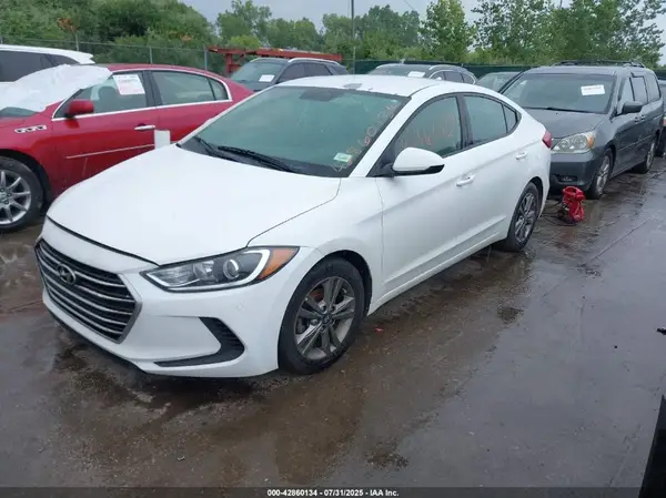 5NPD84LF9JH255381 2018 HYUNDAI ELANTRA - Image 2