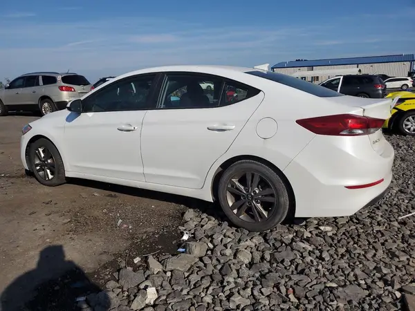 5NPD84LF9JH256160 2018 HYUNDAI ELANTRA - Image 2