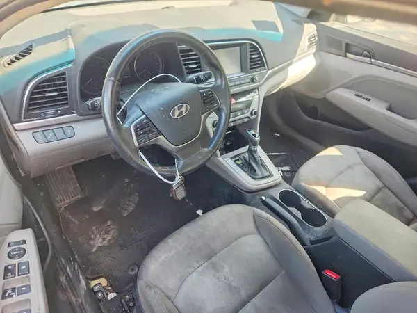 5NPD84LF9JH256384 2018 HYUNDAI ELANTRA - Image 8