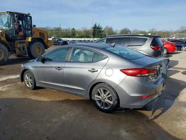 5NPD84LF9JH256949 2018 HYUNDAI ELANTRA - Image 2