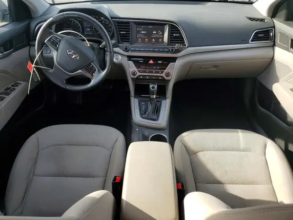 5NPD84LF9JH256949 2018 HYUNDAI ELANTRA - Image 8